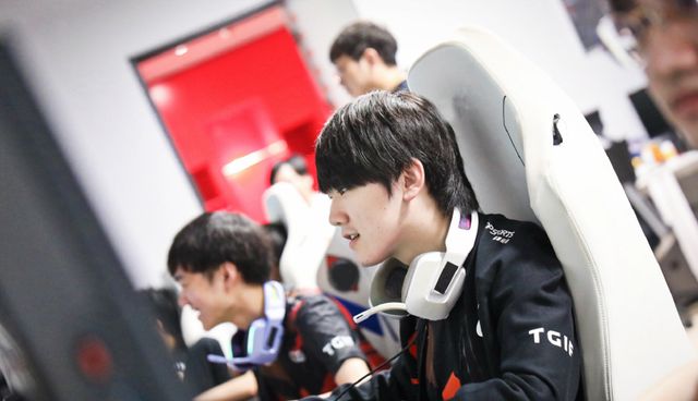 样的影视盛 样的影视盛