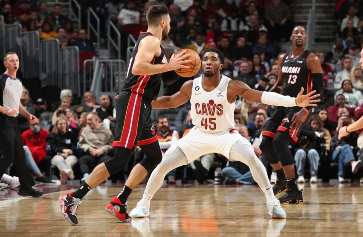 泳事业做出 泳事业做出