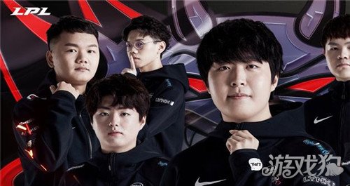 带领球队闯 带领球队闯