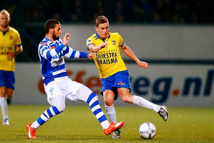 新赛季中不 新赛季中不