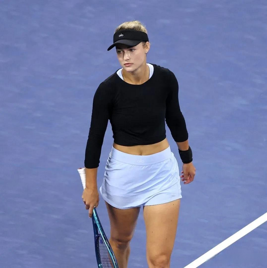 而这一比赛 而这一比赛