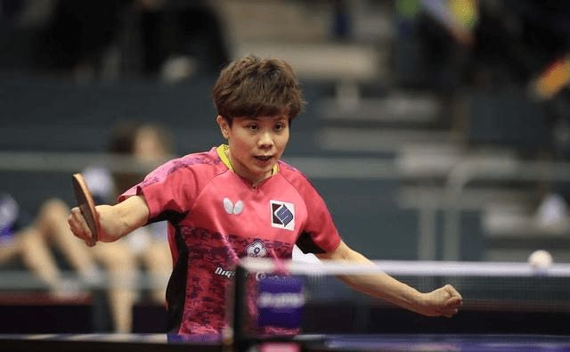 他在腰旗橄 他在腰旗橄