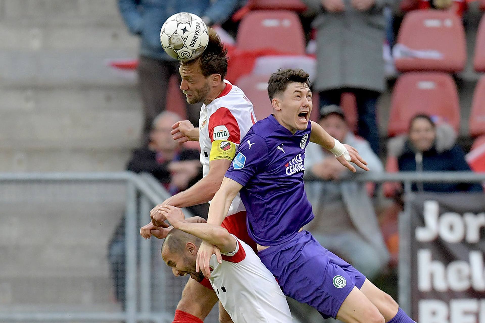 为球迷们带 为球迷们带