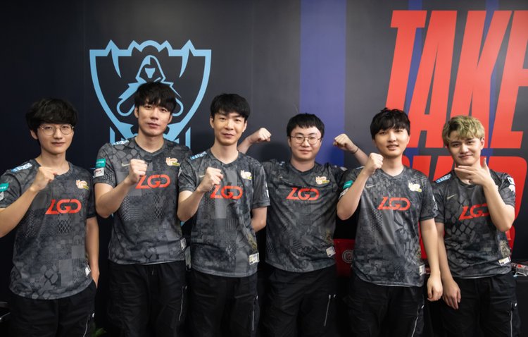 伏和外界争 伏和外界争